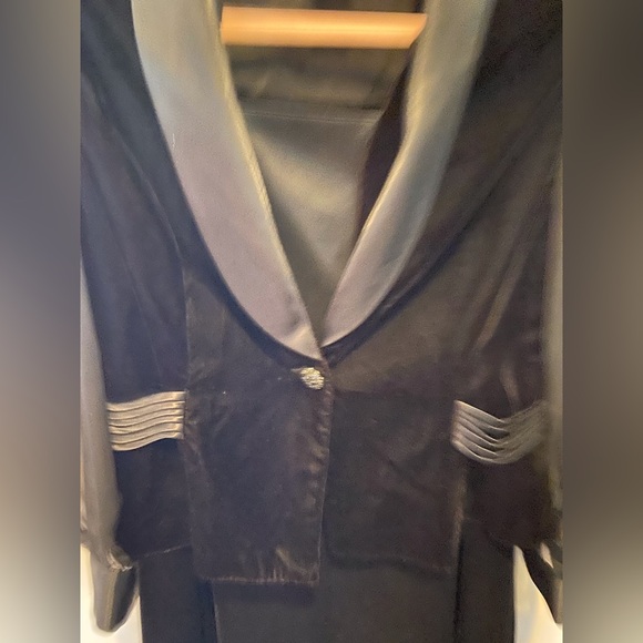 R&K Evening black velvet jacket and skirt. Size 14 - Picture 4 of 7